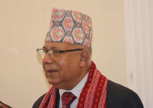 देशमा समस्या आइपर्दा आफ्नो पार्टीलाई खोज्ने गरेका छन्: अध्यक्ष नेपाल 